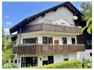 grosser Balkon (1.OG)