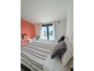 Corallo-Schlafzimmer OG