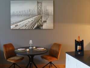 Ferienwohnung Piccolo gioiello con vista su Merano, dotato di garage e vista panoramica
