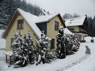 Ferienhaus im Winter