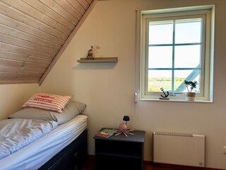 2. Schlafzimmer mit Einzelbetten