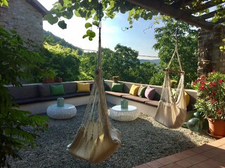 outdoor lounge für alle Gäste der Cascina Grassi