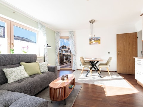 Holiday apartment Zwoade Hoamad