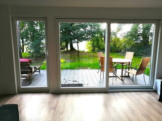 Wohnzimmer & Terrasse
