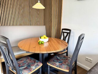 Wohnzimmer inkl. Essbereich und Sofaecke