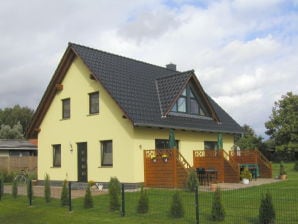 Ferienwohnung 2 im Haus am Wasser - Sauzin - image1