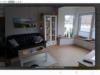 Blick nach draußen vom Wohnzimmer