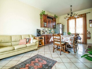Living-dining area with kitchenette