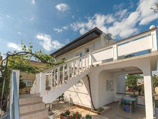 Apartment Povljana Außenaufnahme 4