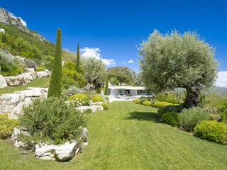 Villa Vence Environment 14