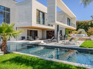 Villa Biot Outdoor Recording 5