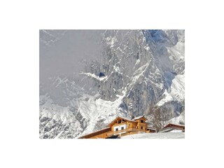 Gebäudeansicht Gut Stein Panoramalodge