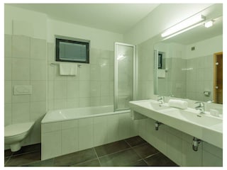 eder VIEW Apartment No 5 Bad 2