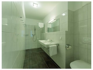 eder VIEW Apartment No 5 Bad 1