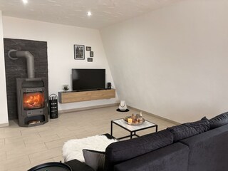 Wohnzimmer mit Kamin