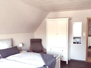 Schlafzimmer aus einem anderen Blickwinkel