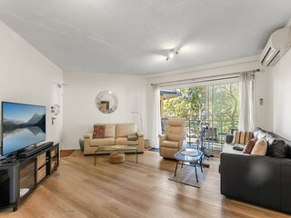 Apartment Welt Features 1