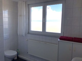 Großzügiges Tageslicht-Bad