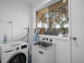 Apartment Welt Features 8