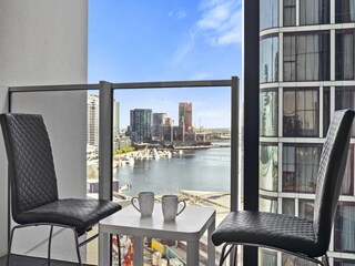 Apartment Melbourne Outdoor Recording 2