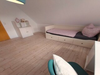 Schlafzimmer 2 OG