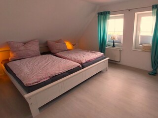 Schlafzimmer 3 OG