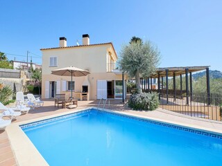 Villa Blanes Outdoor Recording 1