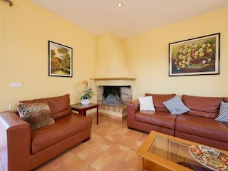 Villa Blanes Features 28