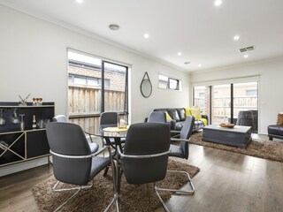 Apartment Welt Features 3