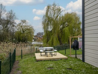 Chalet Zele Outdoor Recording 4