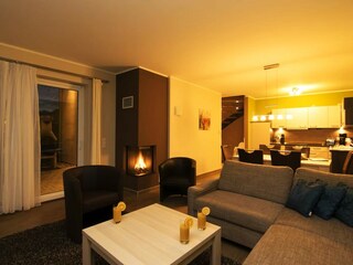 Wohnraum mit Gaskamin