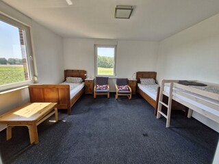 Schlafzimmer 03
