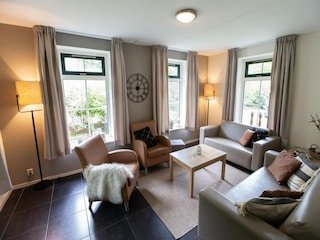 Holiday house Hooghalen Features 15