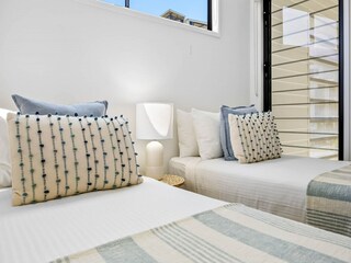Apartment Welt Features 13