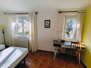 Schlafzimmer 2