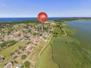 Ferienwohnung Ostsee-Nest auf Usedom, idyllisch am Wasser