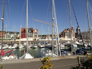 Appartement Saint-Côme-de-Fresné Environnement 16