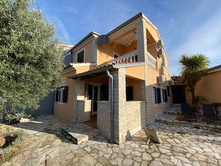 Maison de vacances Labinci Enregistrement extérieur 6