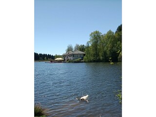 Stausee Kell am See, im Hintergrund „Haus am See“