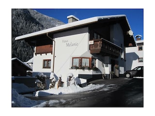 Hausansicht Winter