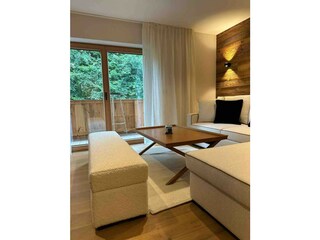 2019eee0-ed11-4e20-b2c3-e5e15324f1c1