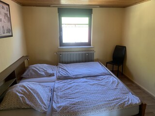 Schlafzimmer 6 (OG)