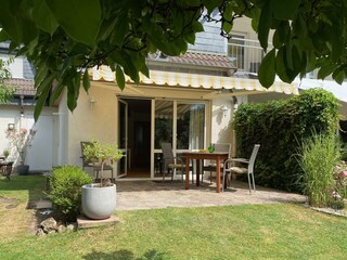 Ferienwohnung Orts-Idyll, Blick auf Terrasse