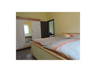 Ferienwohnungen Zeltnerhof, Schlafzimmer, große Fe