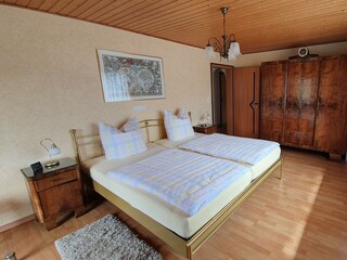 KorsikaBlick -Schlafzimmer 1-OG