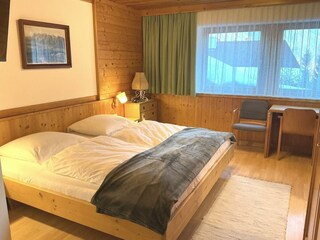 Haus Martin_Appartement Eichhörnchen Schlafzimmer