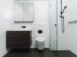 Apartment Welt Features 28