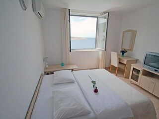 Apartment Vinjerac Features 4