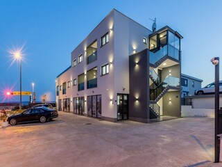 Appartamento Kaštel Lukšić Registrazione all'aperto 4
