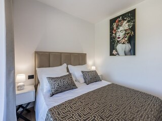 Apartment Kaštel Lukšić Features 11